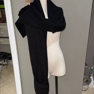 Kate Spade Black Knit Scarf with Bow & Pockets